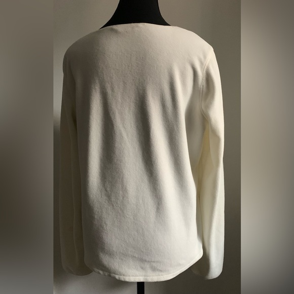 Atmosphere white long sleeves v-neck pullover - Picture 3 of 7